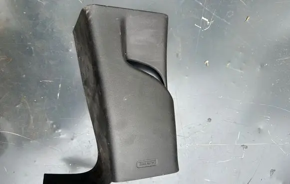 Fiat 500 (B) pillar trim (top) 1SC62JXWAC P1SC62JXWAC
