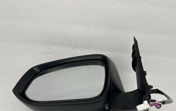 Toyota Hilux (AN120, AN130) Front door electric wing mirror E4044557