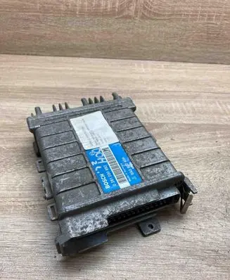 Volkswagen PASSAT B3 Engine control unit/module ECU 8A0907404 0261200852