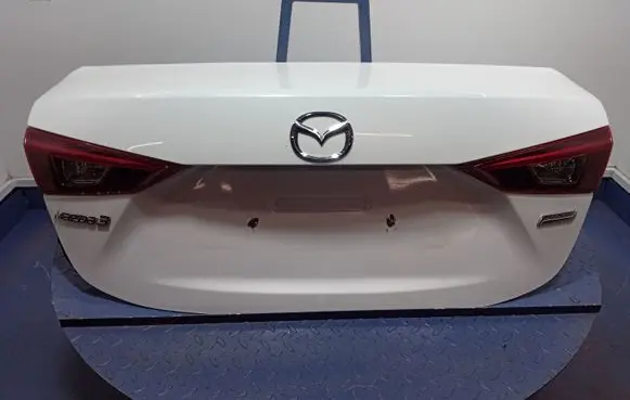 Mazda 3 II Tailgate/trunk/boot lid