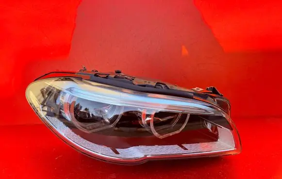 BMW 5 F10 F11 Headlight/headlamp 7352482