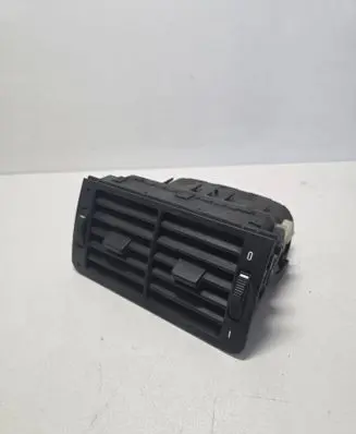 BMW 7 E38 Rear air vent grill 64228390117