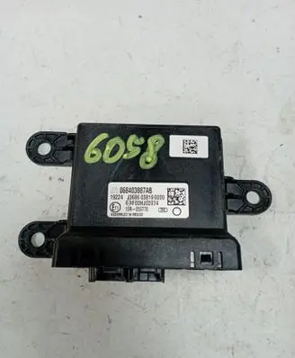Chrysler Pacifica Parking PDC control unit/module 068403887AB