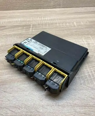 Ford Focus Comfort/convenience module 1S7T15K600FB 5WK48730C T83SA
