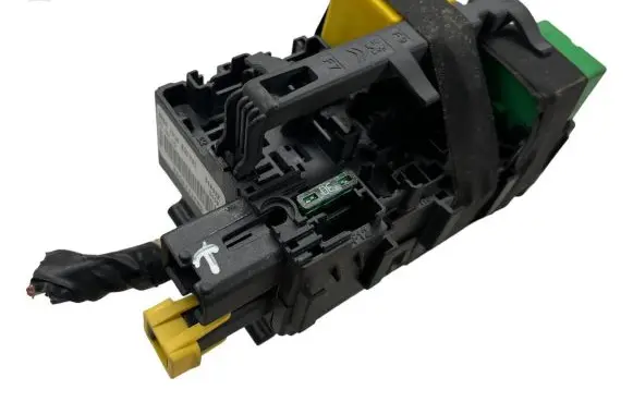 Peugeot 208 Fuse box set 9666232680 66652X 2010EC0V01