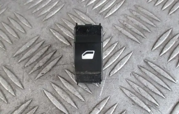 Citroen C4 Grand Picasso Quarter vent window switch 96762292