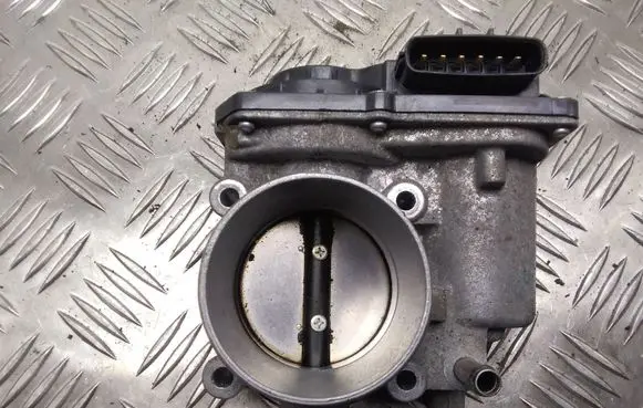 Toyota Prius (XW30) Throttle valve 220300T110 145008S30E