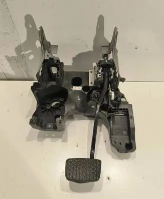 Opel Insignia A Brake pedal 20995742 425174