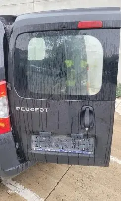 Peugeot Bipper Front door