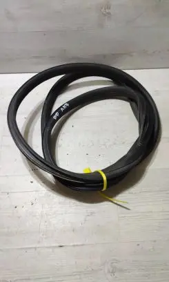 Mercedes-Benz CLA C117 X117 W117 Front door rubber seal 29W04