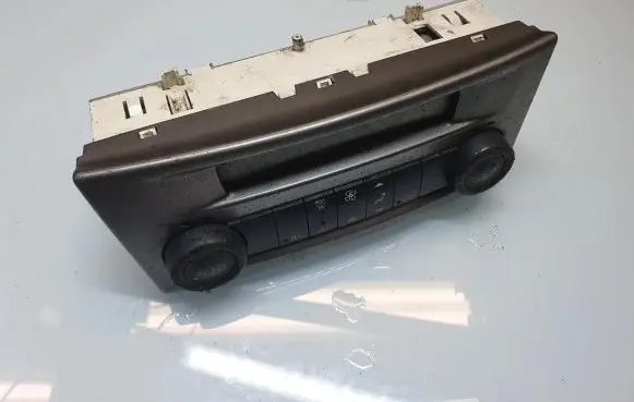 Renault Laguna II Climate control unit 8200001901C 52485201 HLS13C17