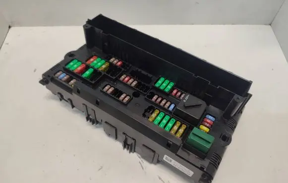BMW X3 F25 Fuse module 61149259467 61149315150 61149210863
