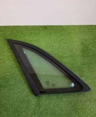 Audi Q3 8U Front triangle window/glass 8U0845299F