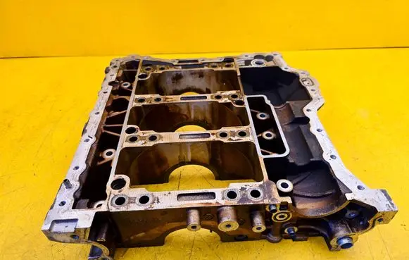 Audi A4 S4 B8 8K Engine block 06E103032