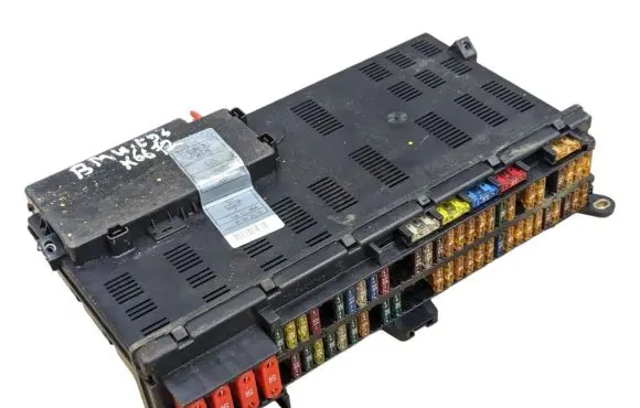 BMW X5 E53 Fuse module 8378107 8380407