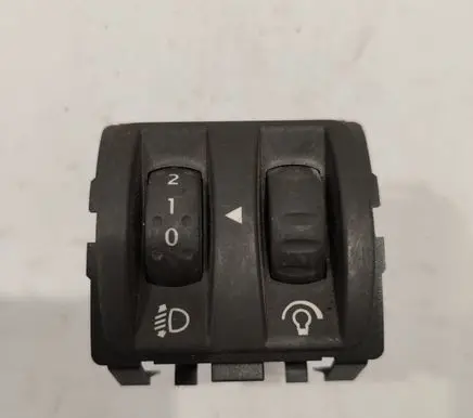 Renault Scenic II - Grand scenic II Headlight level height control switch 8200121805B
