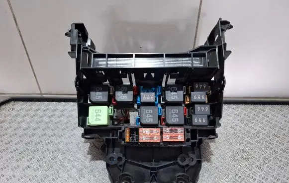 Audi A1 Fuse module 8X0971845A