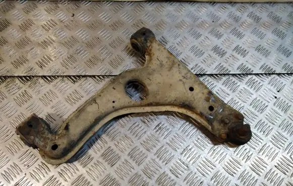Opel Zafira A Front lower control arm/wishbone