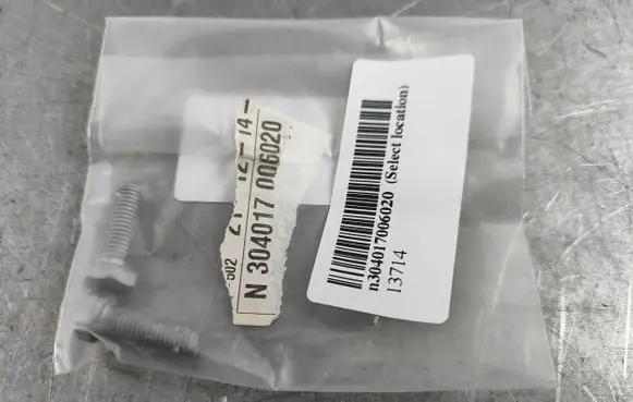 Mercedes-Benz C W205 Nuts/bolts n304017006020