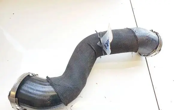 Audi A4 S4 B7 8E 8H Intercooler hose/pipe 8e01457370