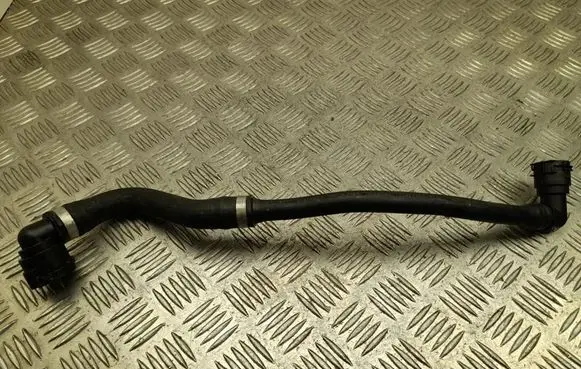 Mercedes-Benz GLC C254 Engine coolant pipe/hose A2068304803