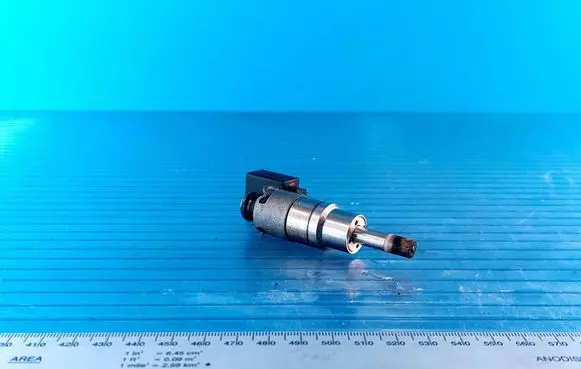 Audi A3 S3 A3 Sportback 8P Fuel injector 0261500016