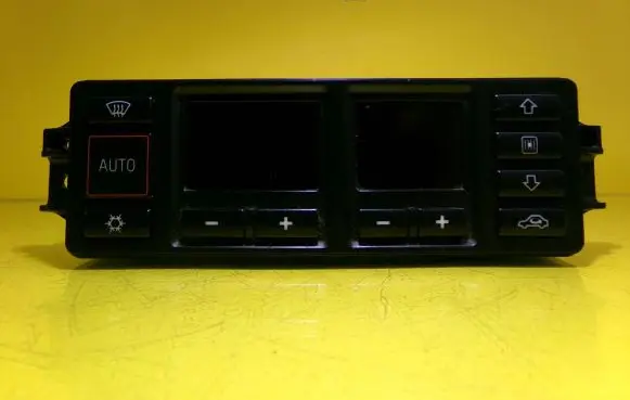Audi A4 S4 B5 8D Climate control unit 5HB007608-04 8L0820043D