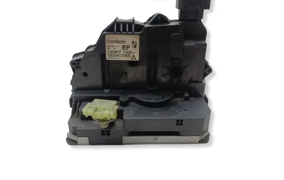 Opel Corsa D Rear door lock 13258265