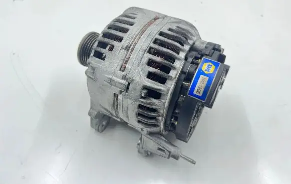 Volkswagen PASSAT B8 Generator/alternator NAL1206