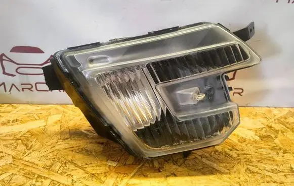 Ford Explorer Front fog light FB5315A254A