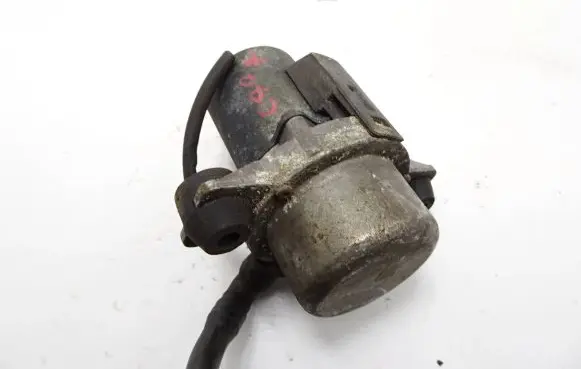 Volvo C70 Vacuum pump 30793023 00898901
