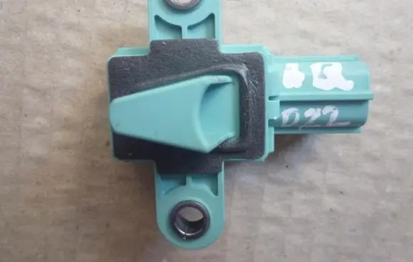 Audi Q5 SQ5 Airbag deployment crash/impact sensor 8K0955557C AQ022