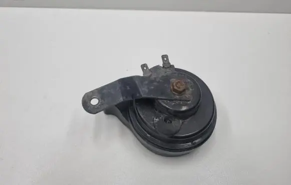 Mercedes-Benz E W211 Horn signal A0045429220 0045429220
