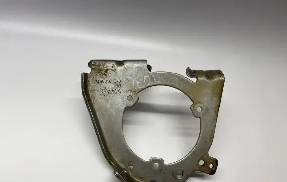 Volkswagen Jetta VII Other gearbox part 04E131085D