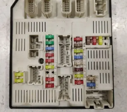 Renault Megane III BSM Control unit 284B60008R USMBD95L1
