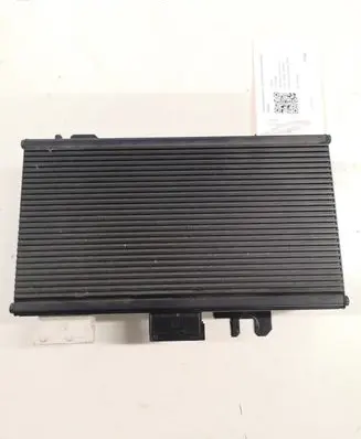 Citroen C5 Sound amplifier 9653383680