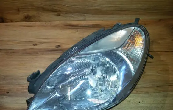 Citroen Xsara Picasso Headlight/headlamp 89310190 9649981880