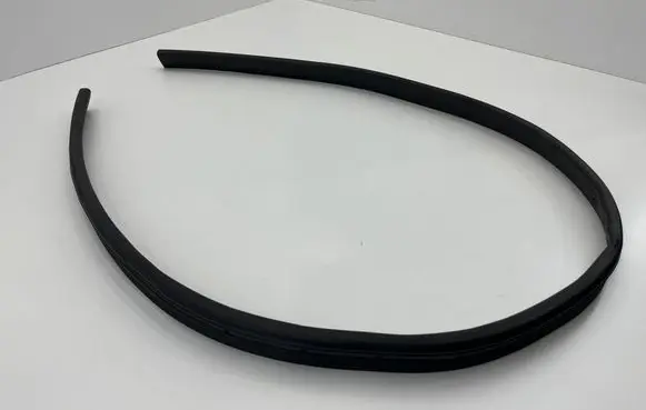 Cupra Formentor Rubber seal rear door 5FF839119