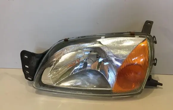 Ford Fiesta Headlight/headlamp 200110