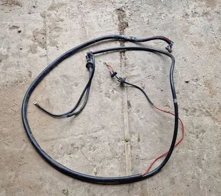 BMW 7 E32 Positive cable (battery) 12421724380 1724380