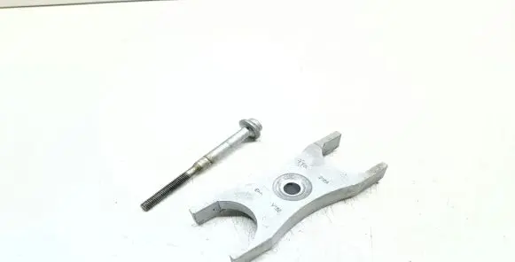 Audi Q5 SQ5 Fuel Injector clamp holder 03L21GA