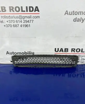 Volvo V70 Front bumper lower grill 30763113 30678636