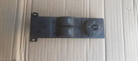 Ford Focus Electric window control switch