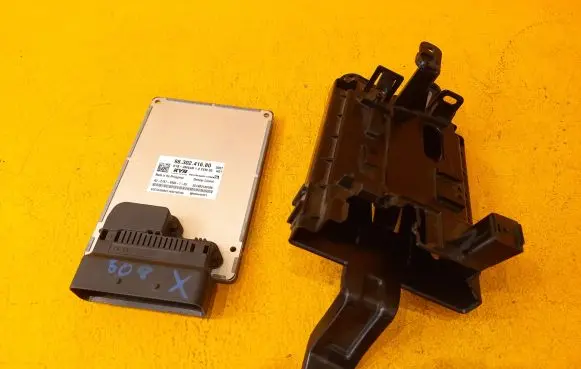 Peugeot 508 II Suspension control unit/module 9830241680