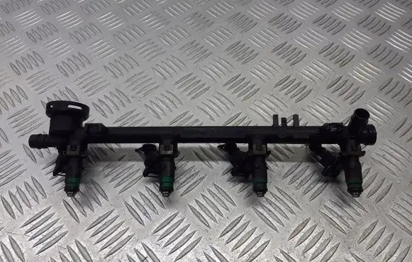 Renault Laguna II Fuel main line pipe 7700112777
