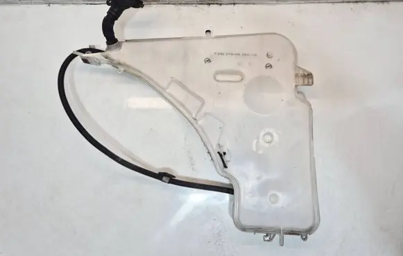 BMW 3 F30 F35 F31 Windshield washer fluid reservoir/tank 724167909