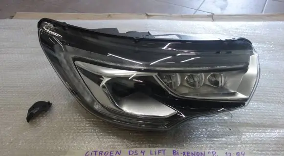 Citroen DS4 Headlight/headlamp 9808718180 62786279 244244S