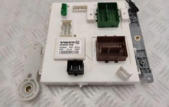 Volvo XC90 BSM Control unit 32233459AB