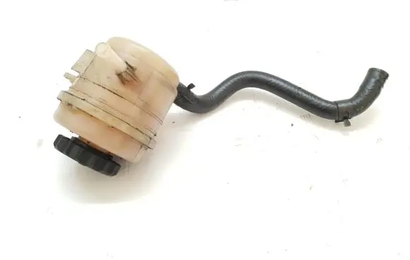 KIA Carens II Power steering fluid tank/reservoir
