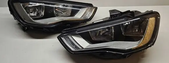 Audi A3 S3 8V Headlight/headlamp 8V0941004 8V0941003 A301